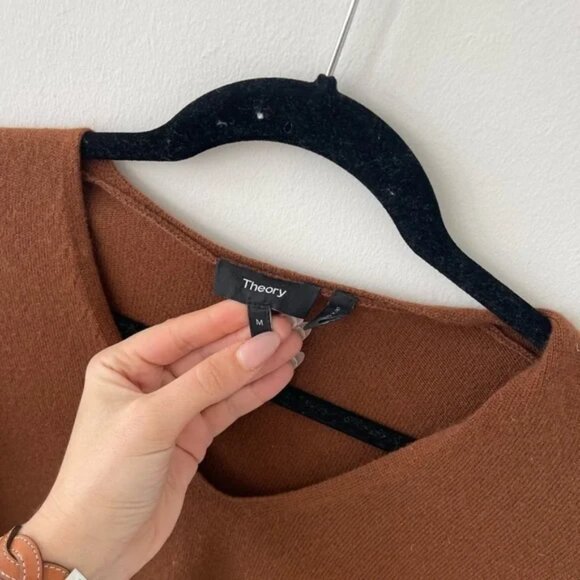 Theory Cashmere Sweater Cognac | Size M - Picture 2 of 4